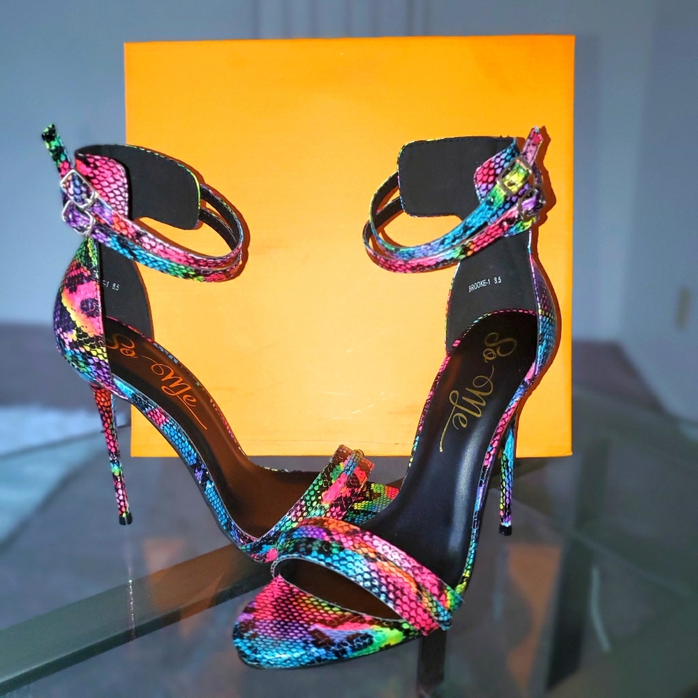 Snakeskin High heel sandals